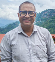 Read more about the article पाद्री गङ्गाप्रसाद प्रधान स्मृति पत्रकारिता पुरस्कार वरिष्ठ पत्रकार प्रमोद गिरीलाई