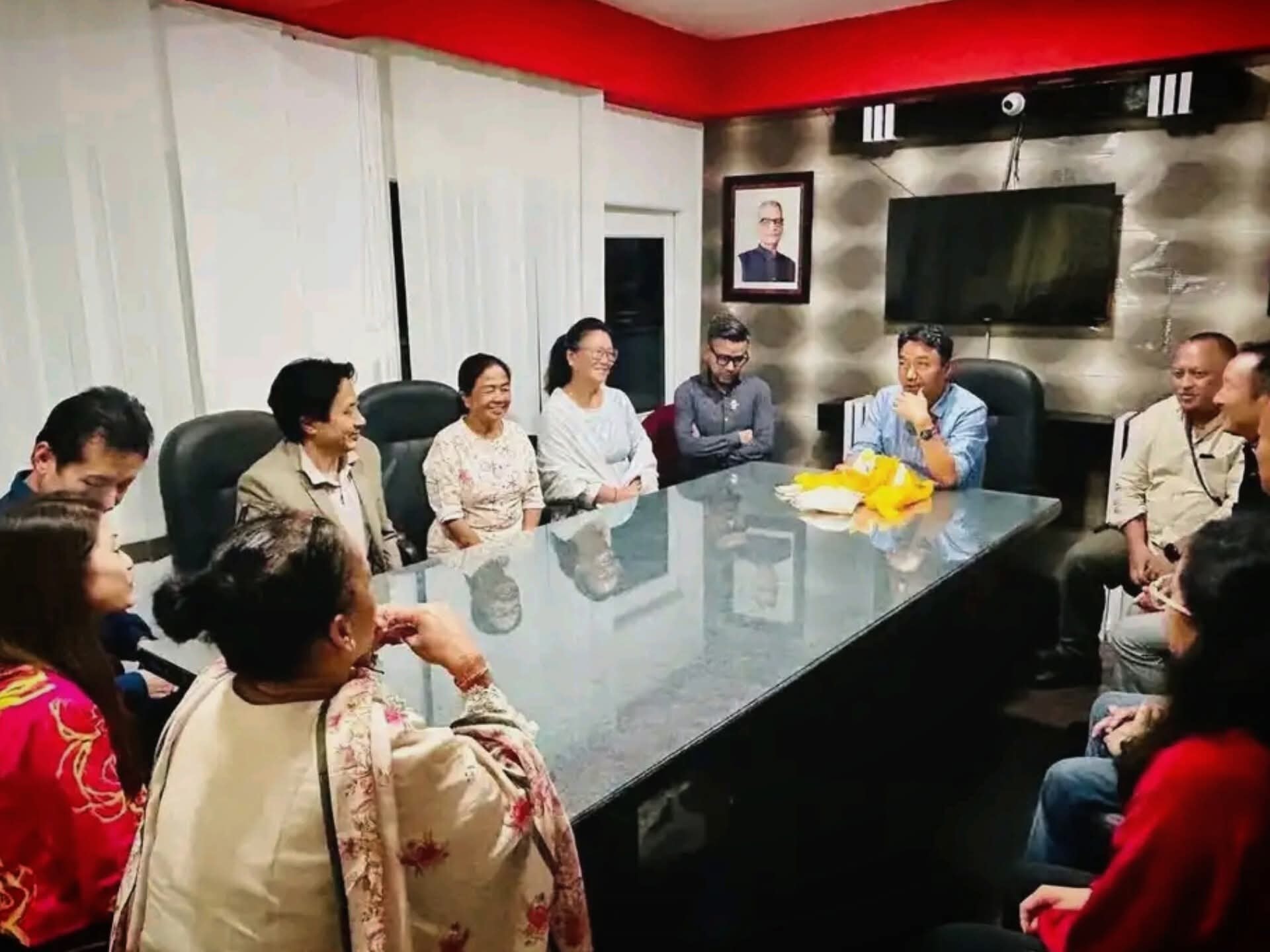 Read more about the article युवा अध्यक्ष मोक्तानद्वारा नयाँ सदस्यहरूसँग भेटघाट