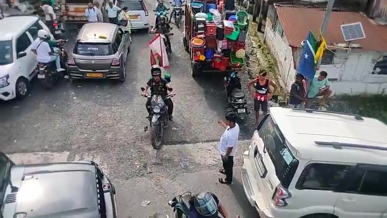 Read more about the article राष्ट्रिय राजमार्ग दसले लाटपञ्चरमा पनि गरायो जाम