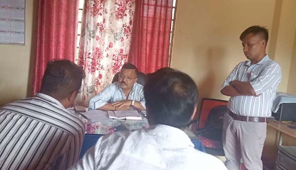 Read more about the article नेपाली भाषामा साइन बोर्ड लगाउने महासंघद्वारा विद्यालयहरूलाई अनुरोध