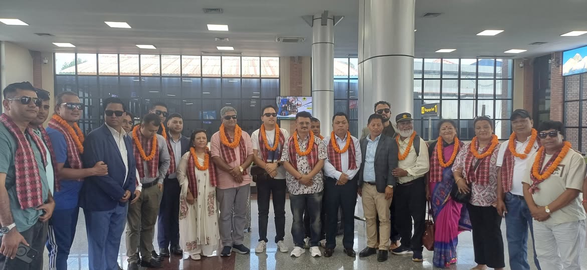 Read more about the article त्रिभुवन हवाई अड्डामा पाएको स्वागतका लागि अनोश थापाद्वारा आभार