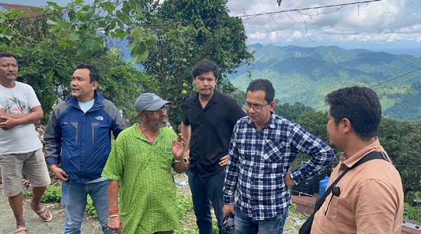 Read more about the article नयाँ विद्यालय भवनमा सार्ने विषयमा जीटीएको शिक्षा विभागको कार्यकारी निर्देशकको भ्रमण निरीक्षण