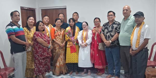 Read more about the article पङ्खाबारी निवासी महिमा लामाले उतीर्ण गरिन्‌‍ नीट परीक्षा
