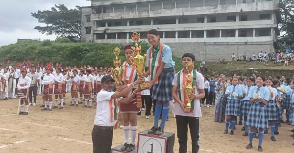 Read more about the article तीनधारे महानदी समष्टि स्तरीय स्वतन्त्रता दिवस समारोह