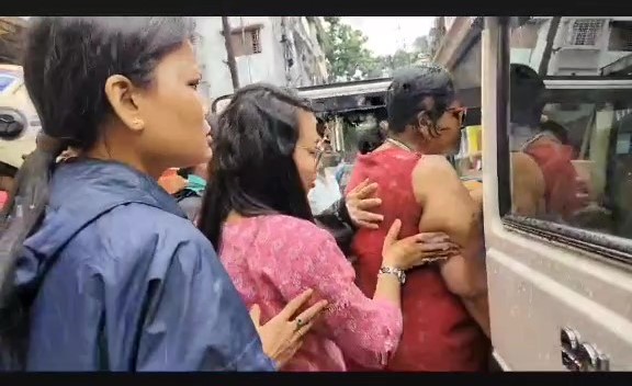 Read more about the article नश्लवादी व्यवहार गर्ने दोषीहरूलाई पुलीसले लग्यो पक्रेर
