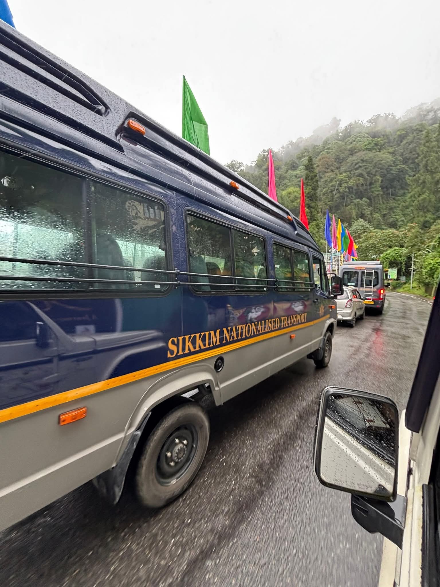 Read more about the article SNT द्वारा नयाँ १७-सीटर सिटी रनर बसको सुरुवात